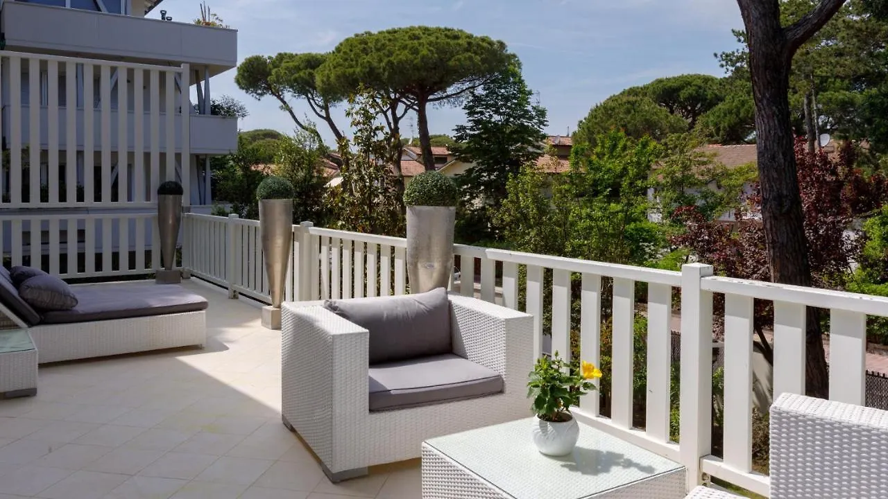 Villa Guidi 10 Emma Villas Milano Marittima 0*,